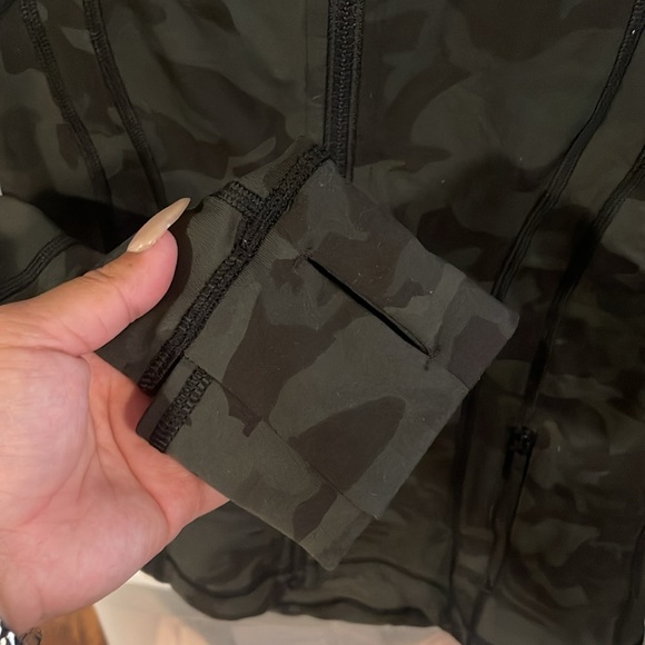 Lululemon Zip Up - Picture 4 of 7